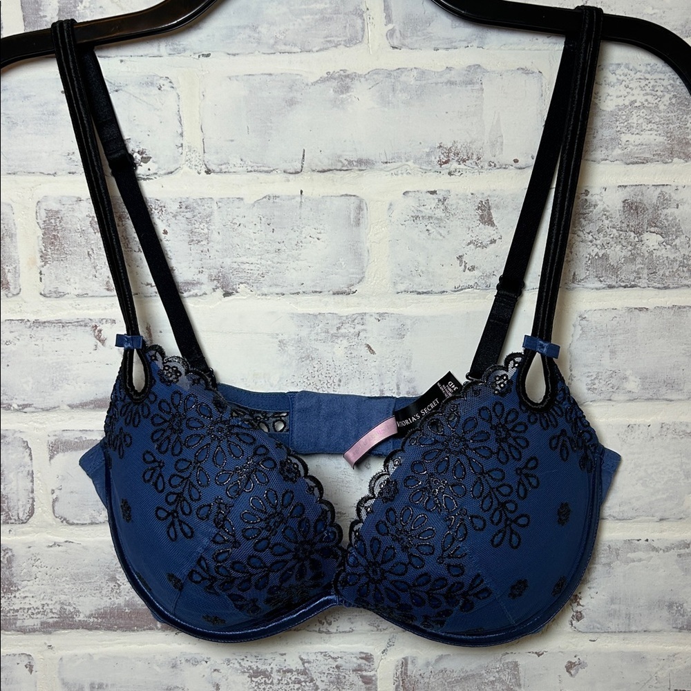 Victoria's Secret Bra Women's 34D Navy Push Up Multi-way Floral Lace
